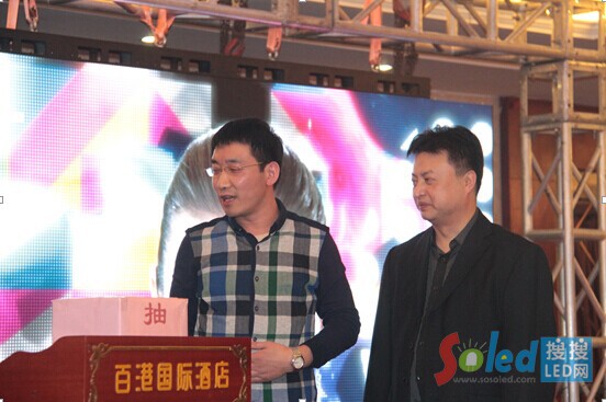 骄(jing)F(xin)(chng)1.1