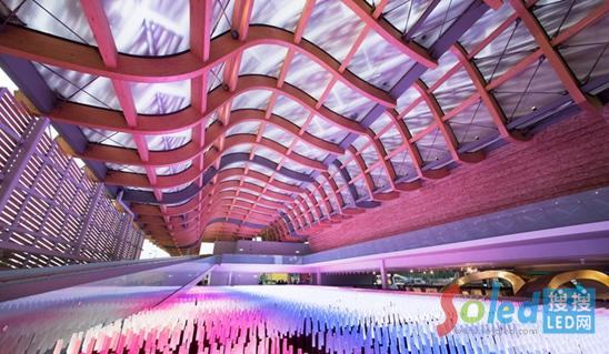 ���m������