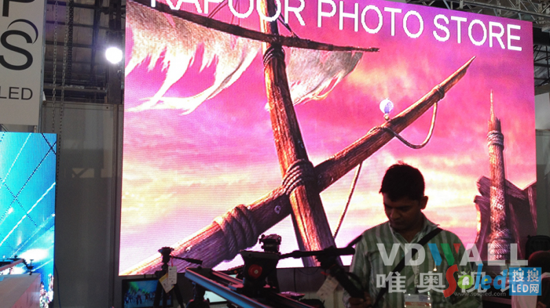 KAPOORչλΨWҕl̎d